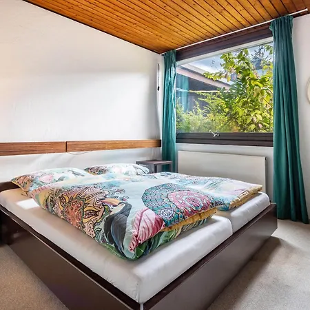 Sonniger Architektenbungalow 128 Qm *