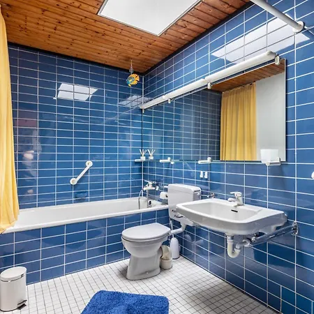 Sonniger Architektenbungalow 128 Qm *